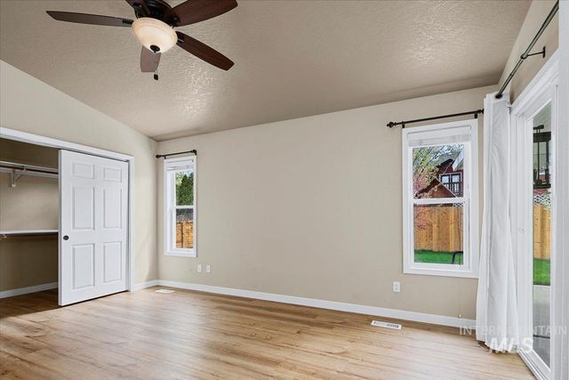 3824 W Aspen Creek Ct, Meridian, ID 83642