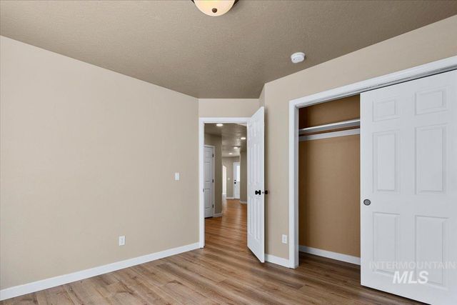 3824 W Aspen Creek Ct, Meridian, ID 83642