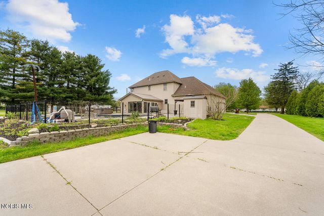 13925 Sherman White Road, Swanton, OH 43558