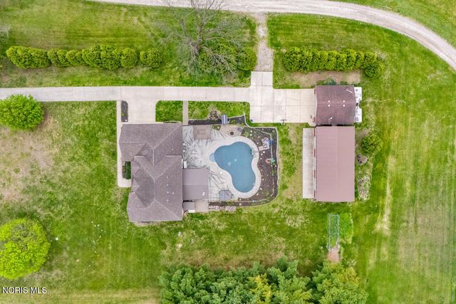 13925 Sherman White Road, Swanton, OH 43558