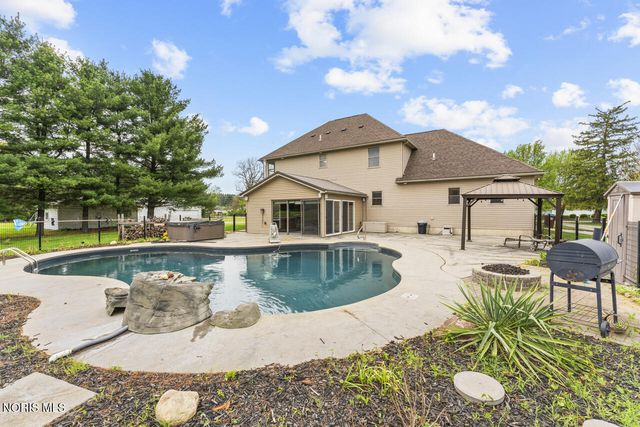 13925 Sherman White Road, Swanton, OH 43558