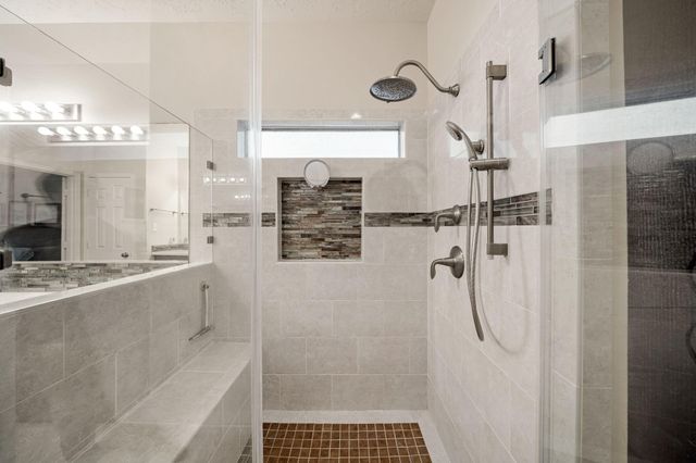 1519 Roaring Springs Lane, Pasadena, TX 77586