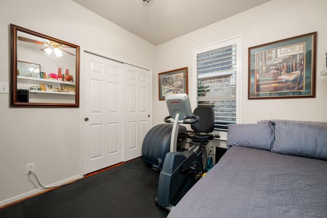 1519 Roaring Springs Lane, Pasadena, TX 77586