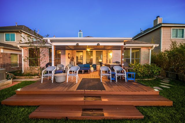 1519 Roaring Springs Lane, Pasadena, TX 77586