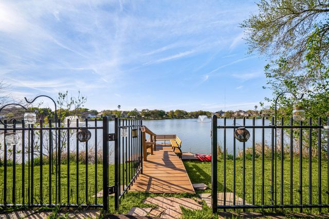 1519 Roaring Springs Lane, Pasadena, TX 77586