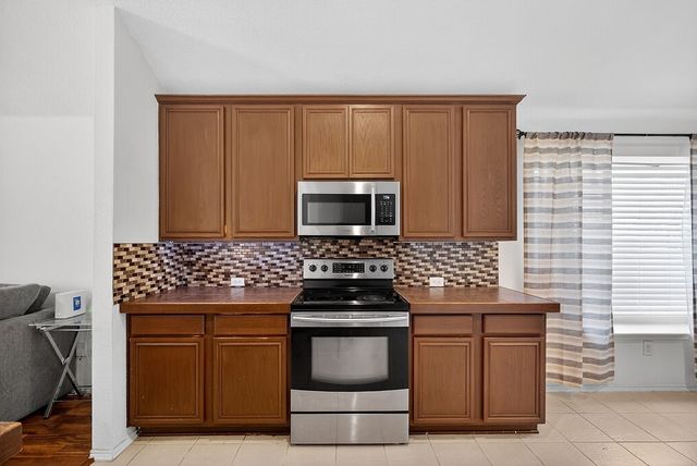 1245 Mountain Peak Drive, Fort Worth, TX 76052