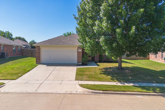 1245 Mountain Peak Drive, Fort Worth, TX 76052