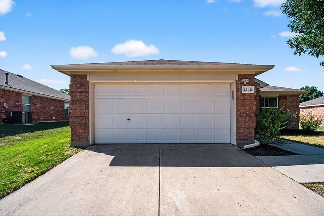 1245 Mountain Peak Drive, Fort Worth, TX 76052
