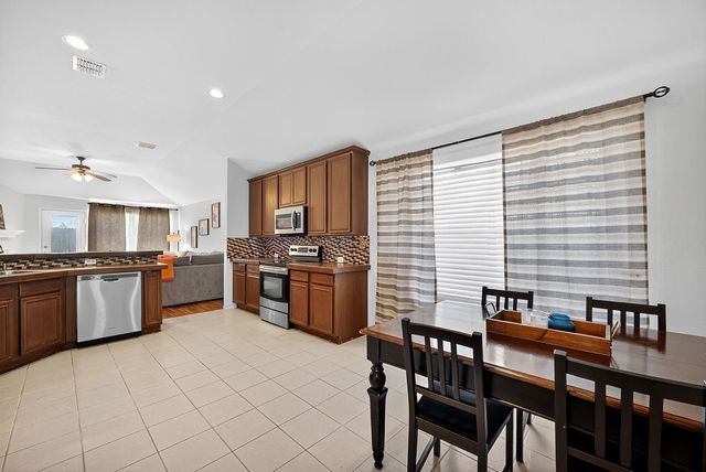 1245 Mountain Peak Drive, Fort Worth, TX 76052