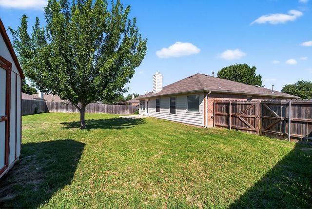 1245 Mountain Peak Drive, Fort Worth, TX 76052