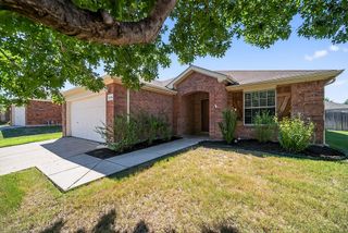 1245 Mountain Peak Drive, Fort Worth, TX 76052