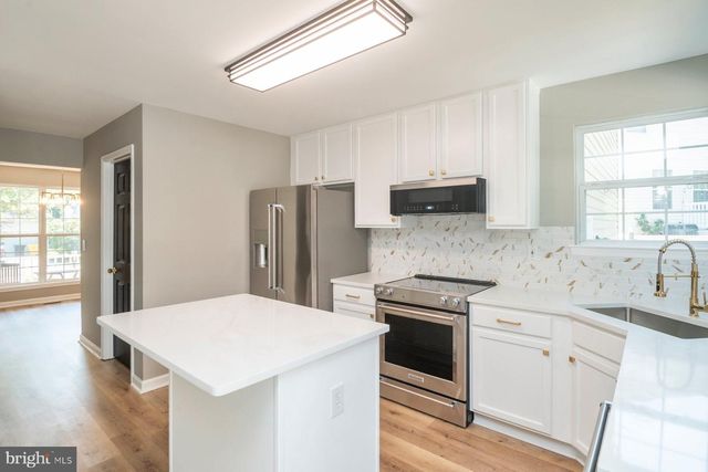 1214 MARKHAM LN, Pasadena, MD 21122