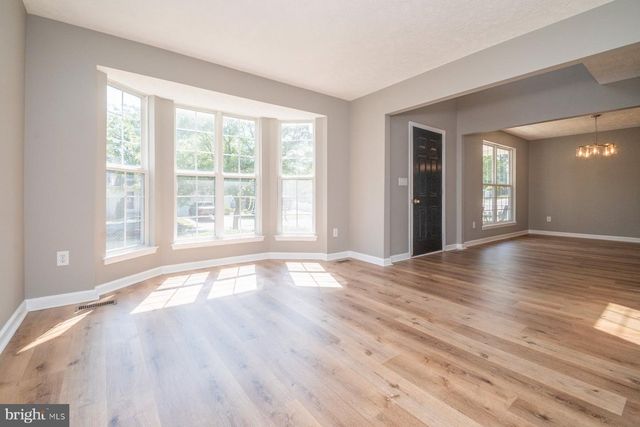 1214 MARKHAM LN, Pasadena, MD 21122