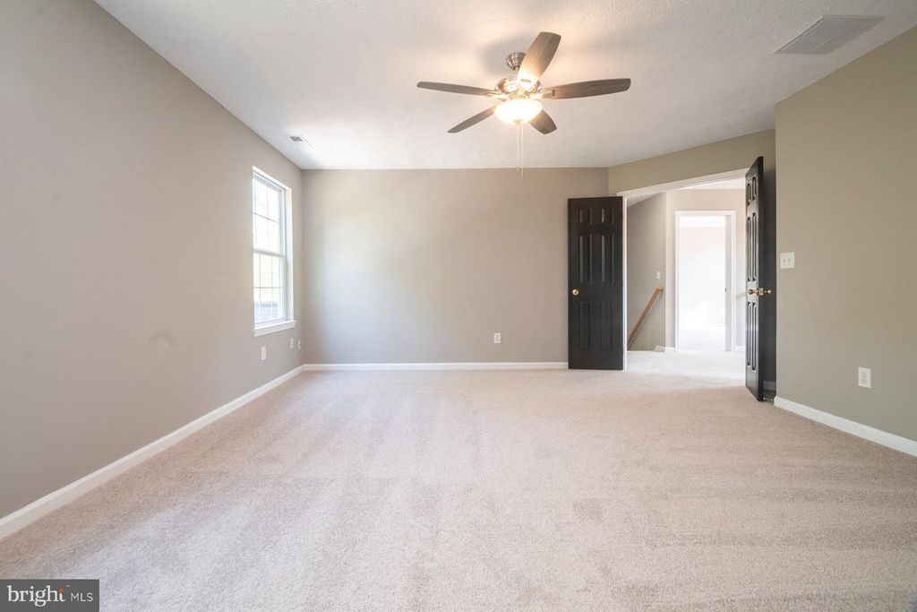 Image 21 of property listing at 1214 MARKHAM LN, Pasadena, MD 21122