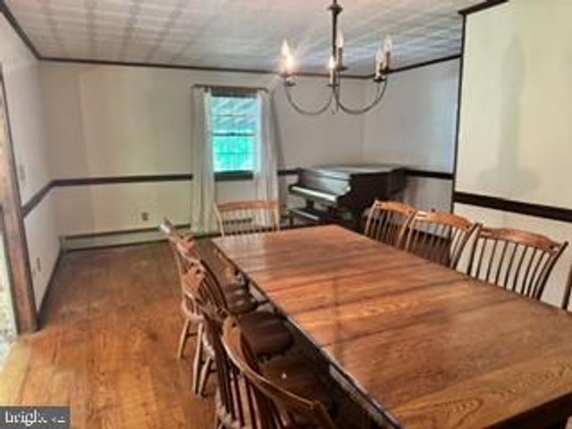 1482 HILLTOP RD, Leesport, PA 19533