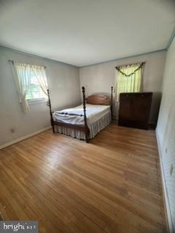 1482 HILLTOP RD, Leesport, PA 19533