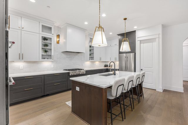 1012 Sinatra Dr, Nolensville, TN 37135