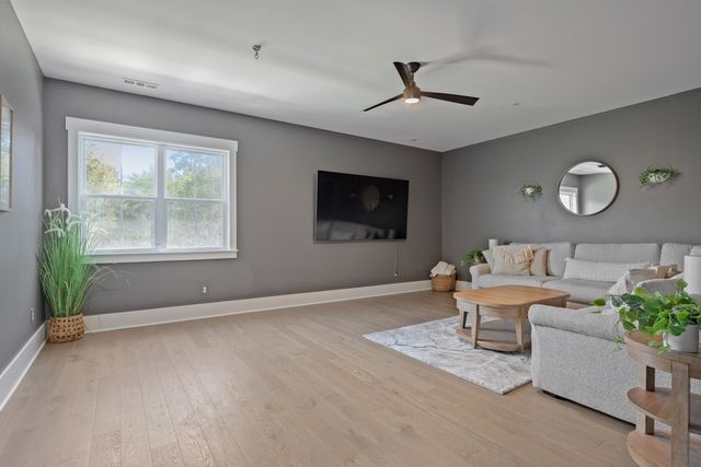 1012 Sinatra Dr, Nolensville, TN 37135