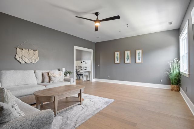 1012 Sinatra Dr, Nolensville, TN 37135