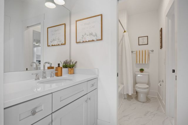 1012 Sinatra Dr, Nolensville, TN 37135