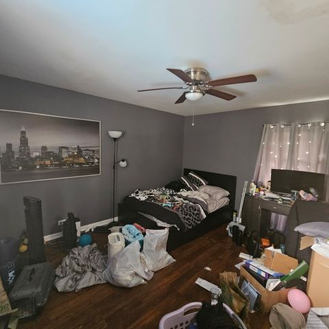 128 Essex Road, Elk Grove Village, IL 60007
