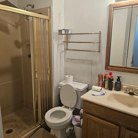 128 Essex Road, Elk Grove Village, IL 60007