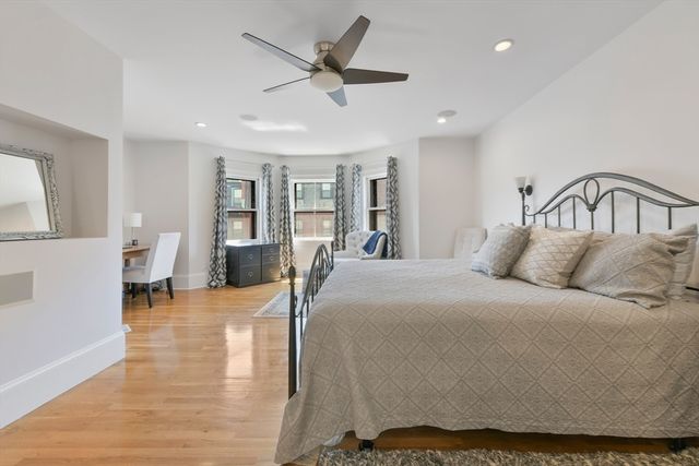 249 Beacon St PH, Boston, MA 02116