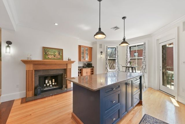 249 Beacon St PH, Boston, MA 02116
