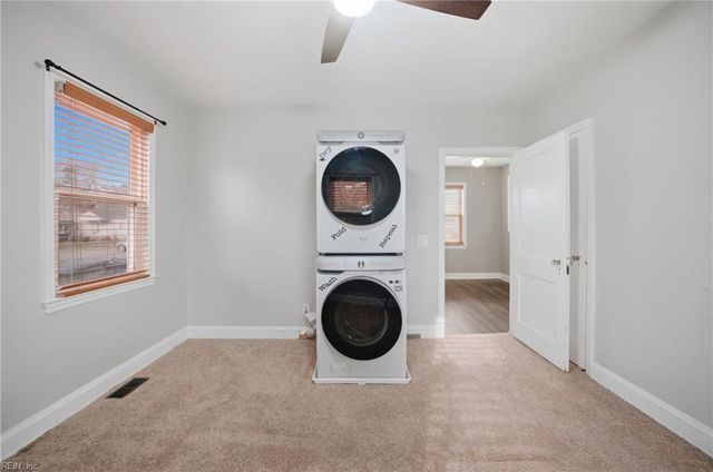 3521 Essex CIR, Norfolk, VA 23513