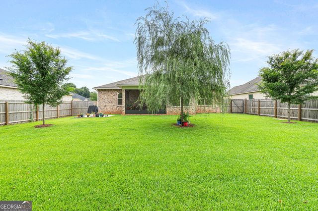 208 Susannes Retreat, Perry, GA 31069