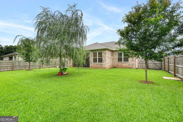 208 Susannes Retreat, Perry, GA 31069