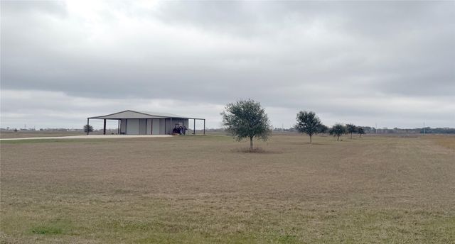 323 Prairie Switch Road, El Campo, TX 77437