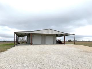 323 Prairie Switch Road, El Campo, TX 77437