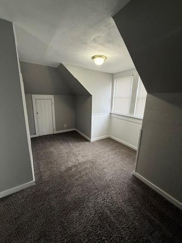 1000 LOCUST ST, Boonville, MO 65233