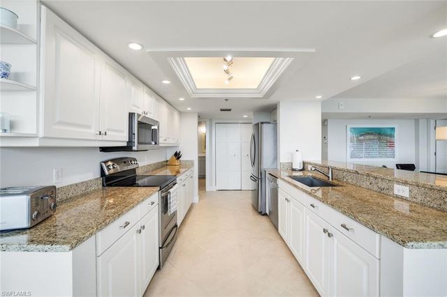 6361 Pelican Bay BLVD 601, Naples, FL 34108