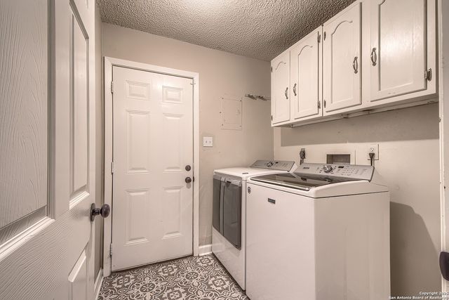 1734 Mountjoy, San Antonio, TX 78232