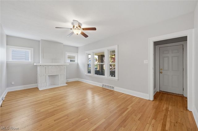 2058 Wascana Avenue, Lakewood, OH 44107