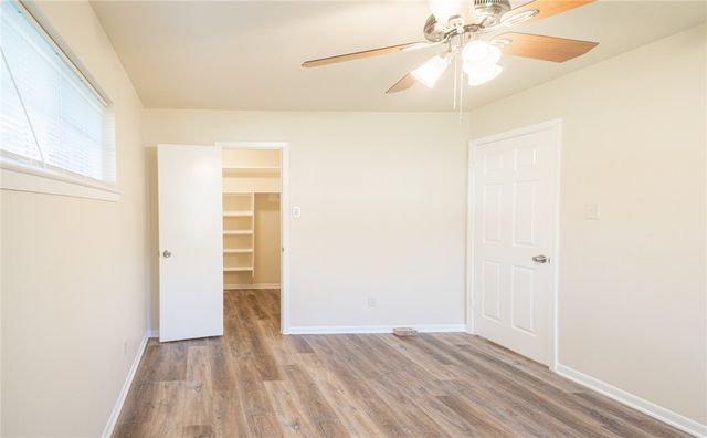 903 N Kaufman, Mexia, TX 76667