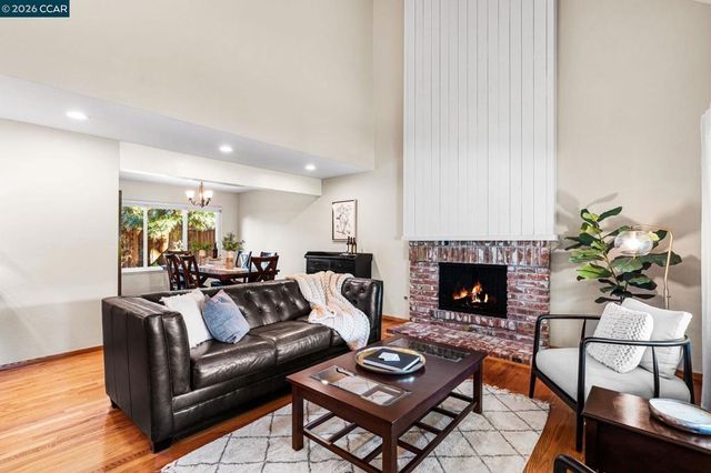 4417 Catalpa Ct, Concord, CA 94521