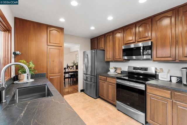 4417 Catalpa Ct, Concord, CA 94521