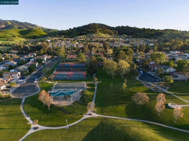 4417 Catalpa Ct, Concord, CA 94521