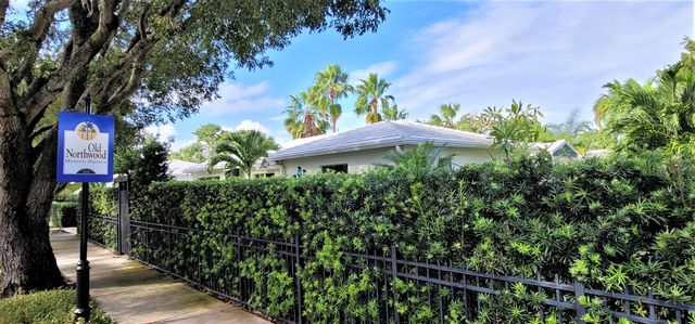 403 32nd Street, West Palm Beach, FL 33407