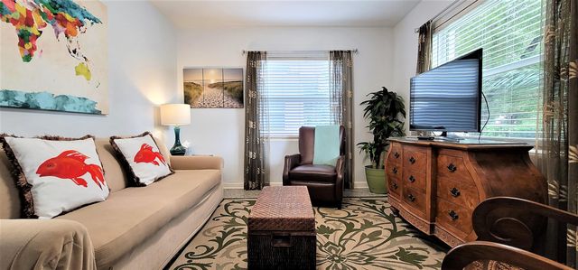 403 32nd Street, West Palm Beach, FL 33407