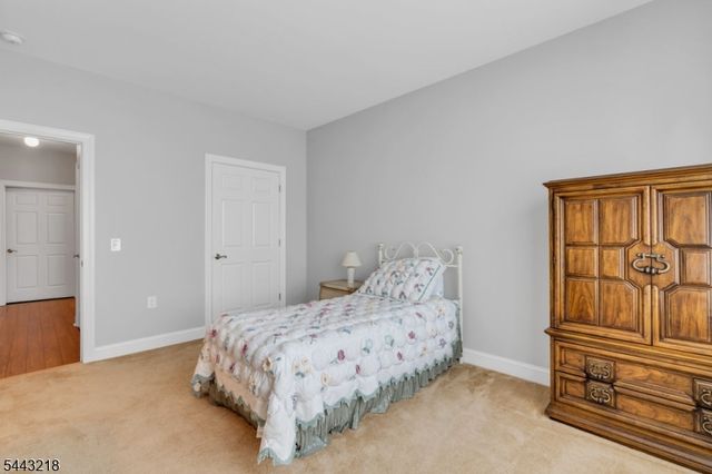 5107 Enclave Cir, Franklin Twp., NJ 08873