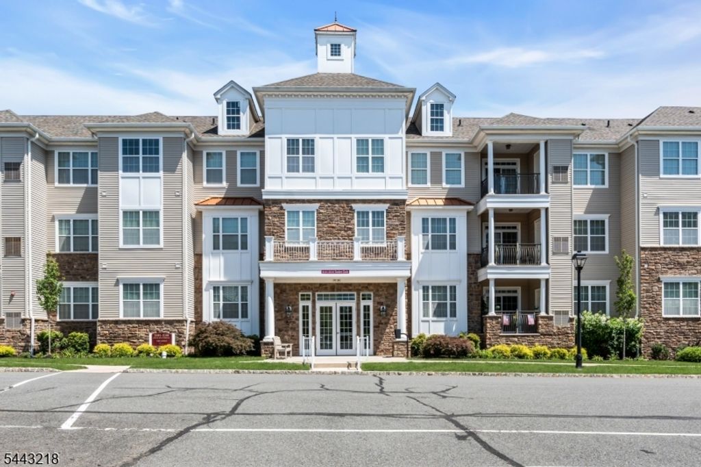 5107 Enclave Cir, Franklin Twp., NJ 08873