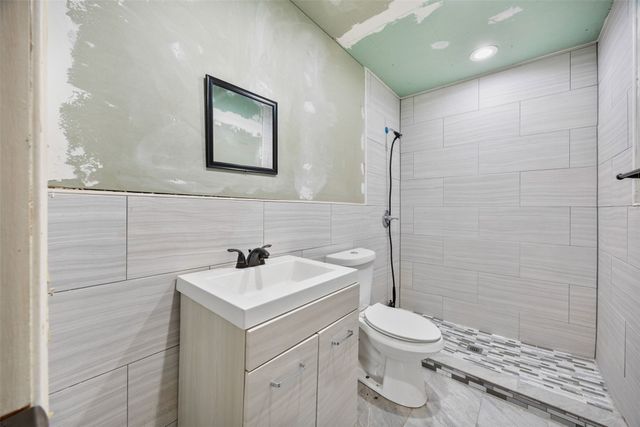 236 Linda Lee Crossing, Whitney, TX 76692