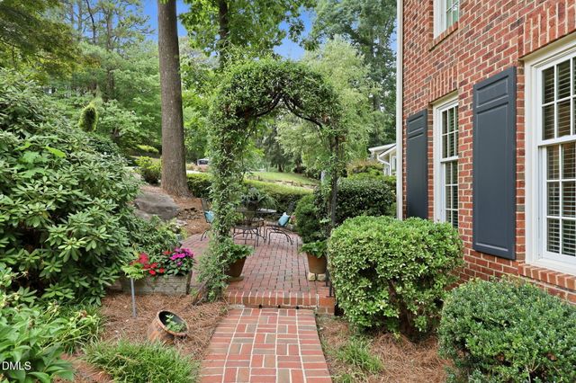 2221 Weybridge Drive, Raleigh, NC 27615