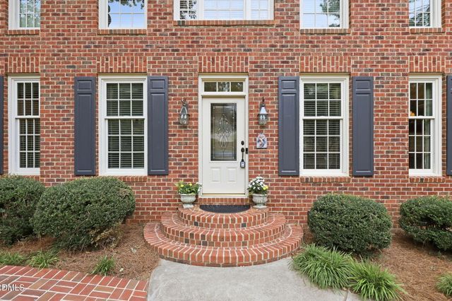 2221 Weybridge Drive, Raleigh, NC 27615