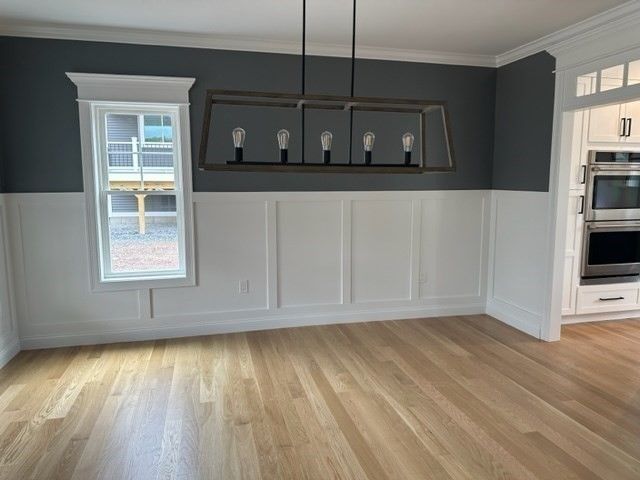427 Landry Ave, North Attleboro, MA 02760