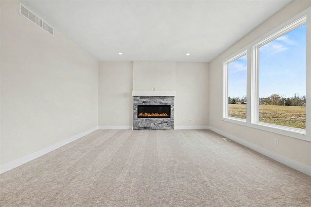 4885 Bethpage Drive, Comstock Park, MI 49321